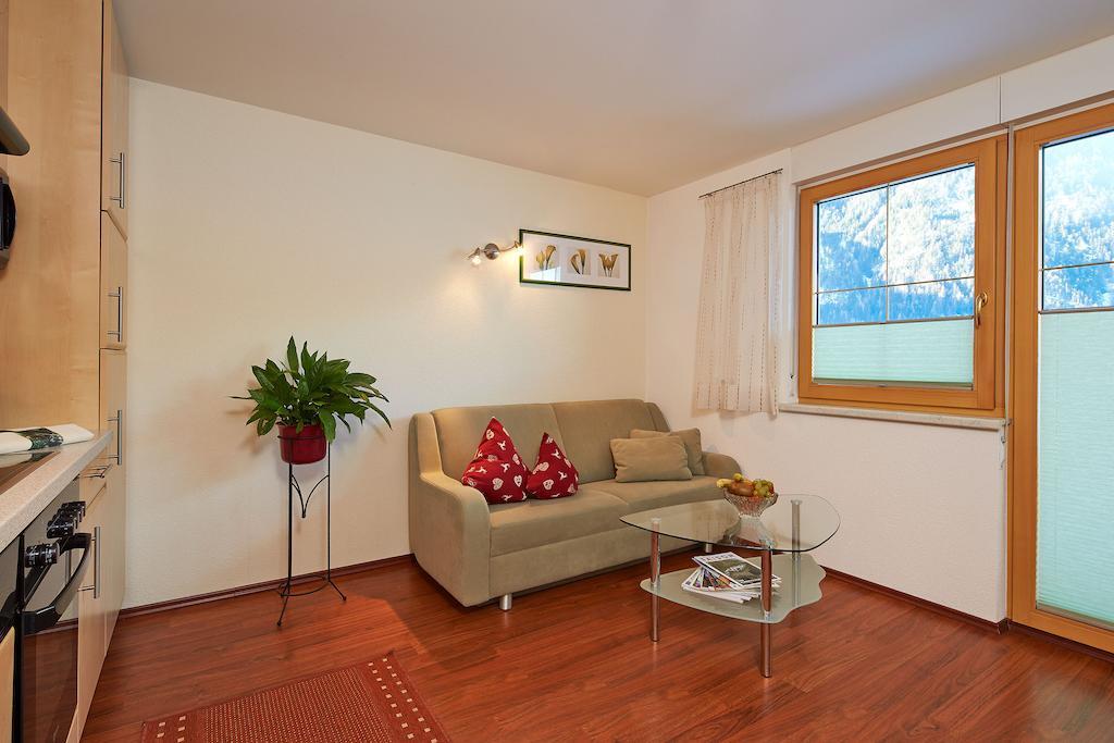 Apart Sunshine Längenfeld Kamer foto